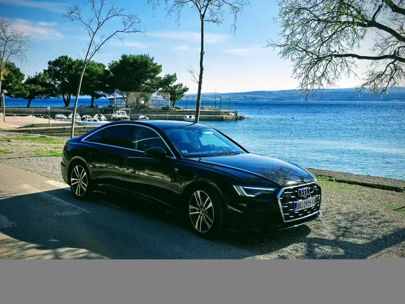 Audi A6 Transfera Putnika na obali mora